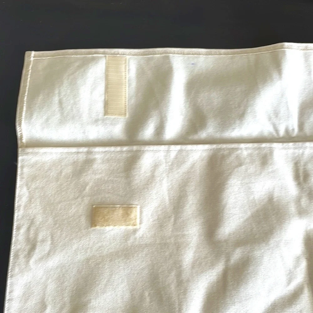 NWOT Duluth Trading Co. Large Dust Bag